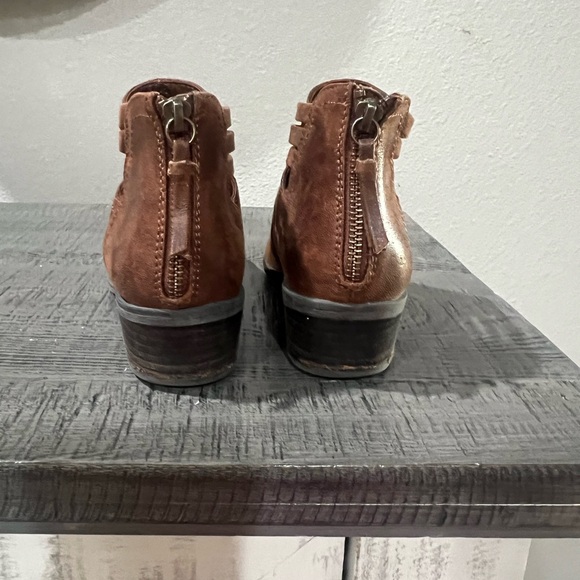 BareTrap Goldie Decorative Interlace Brown Leather Ankle Booties Women’s 7 M - Picture 5 of 10